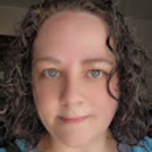 Meet your Posher, Angee